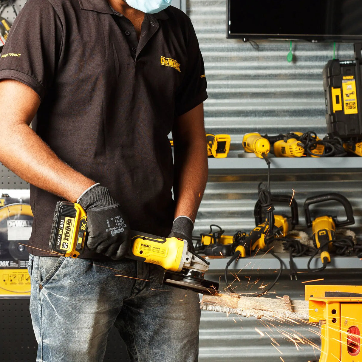 Smerigliatrice Dewalt DCG405P2-QW 18V 5Ah