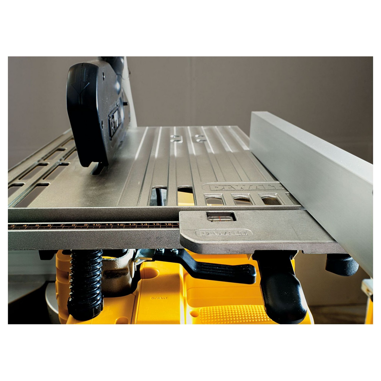 Troncatrice Dewalt D27113-QS 1600W