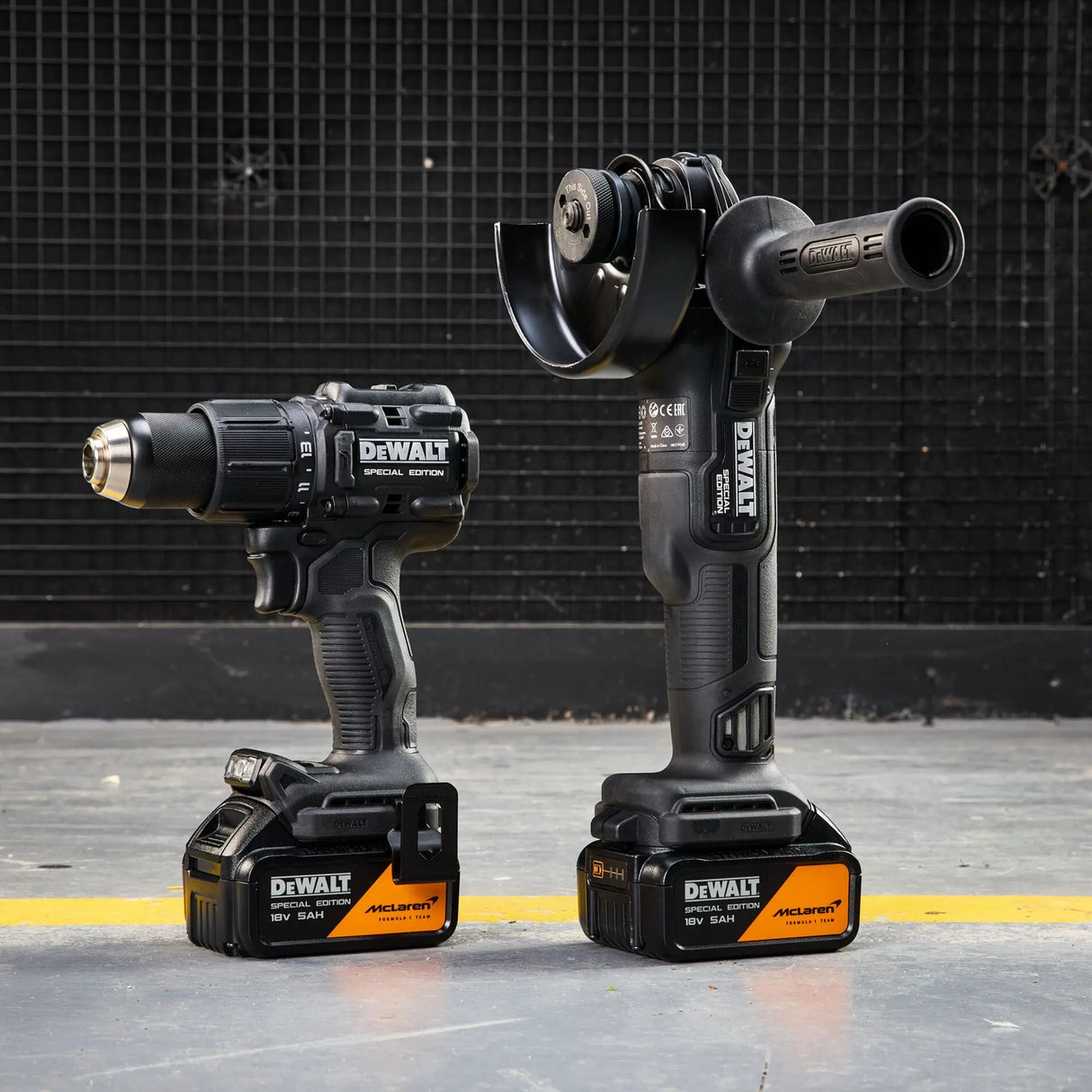 Combo Kit Dewalt McLaren DCK2223MP2T-QW 18V 5Ah