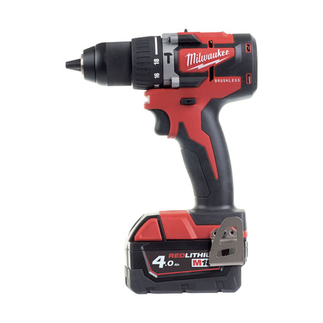 Trapano con percussione Milwaukee M18 BLPDRC-402C